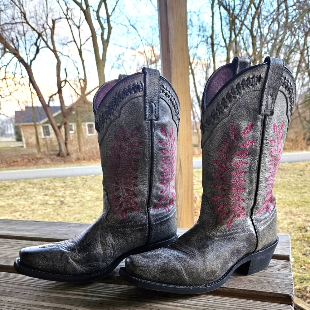 Laredo women cowboy boots gray pink size 8 country Nashville Gatlinburg